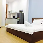 Anna - Room For Rent